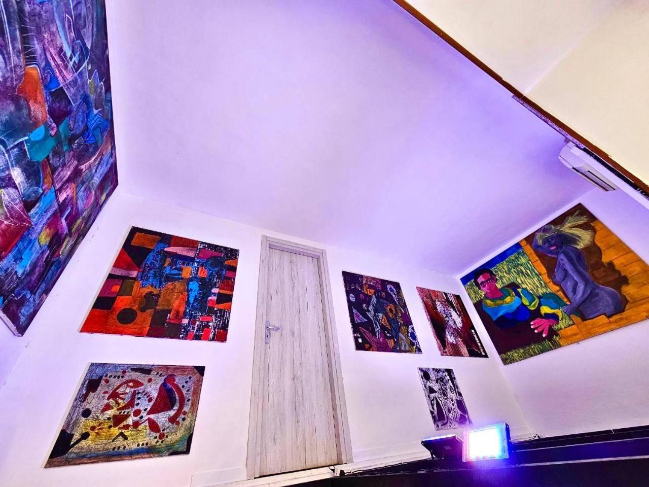 L'atelier ~ Mostra Sospesa Apartamento
