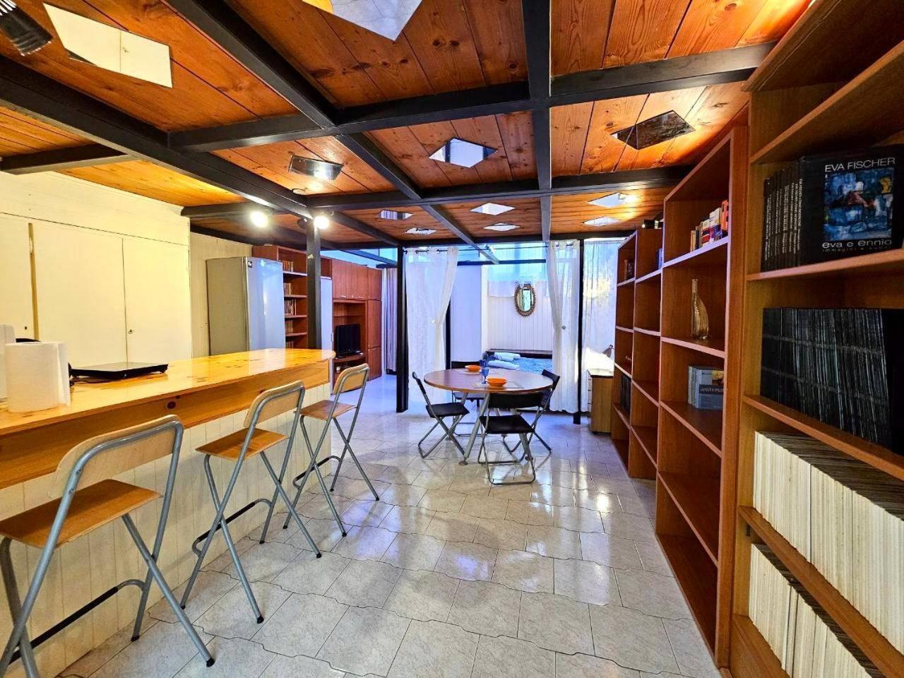 Apartamento L'atelier ~ Mostra Sospesa